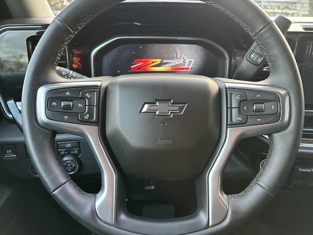 Thumbnail: 2024 Chevrolet Silverado 1500 - 2