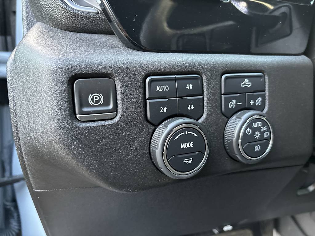 Thumbnail: 2024 Chevrolet Silverado 1500 - 15