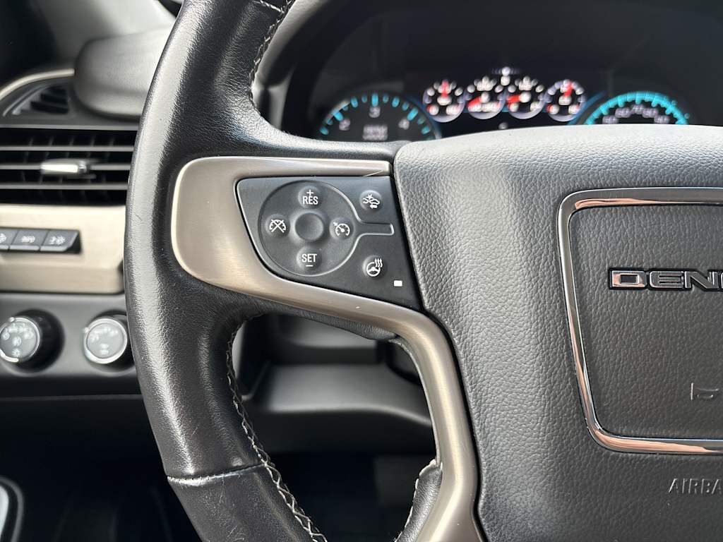 Thumbnail: 2019 GMC Yukon - 18