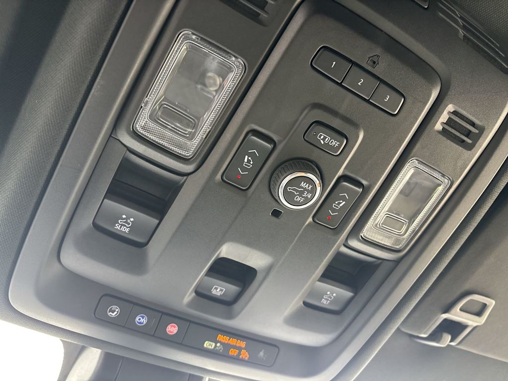 Thumbnail: 2021 GMC Yukon - 25