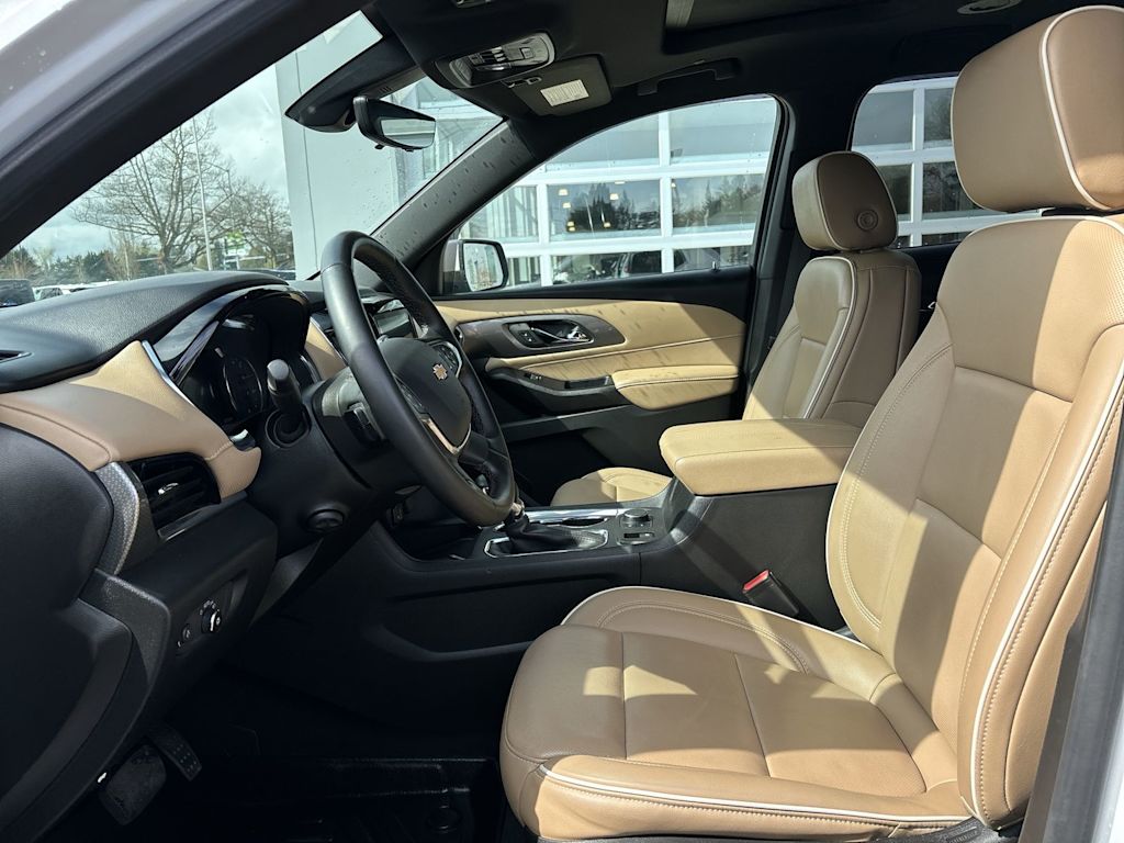 Thumbnail: 2023 Chevrolet Traverse - 6