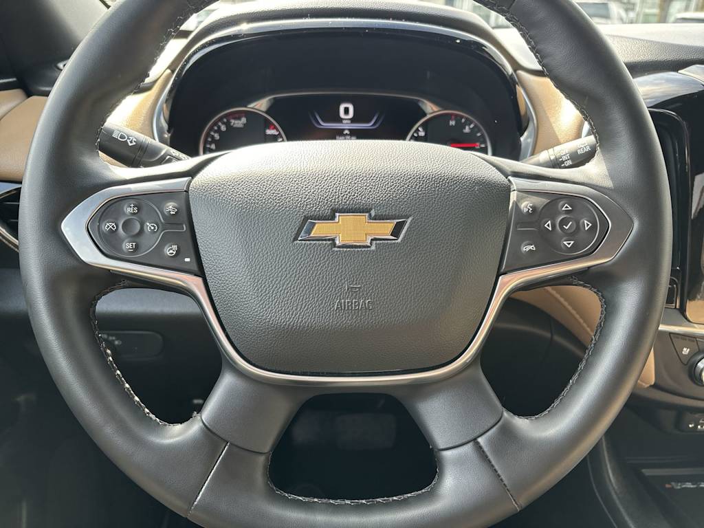 Thumbnail: 2023 Chevrolet Traverse - 14