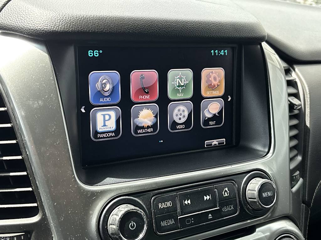 Thumbnail: 2015 Chevrolet Tahoe - 16