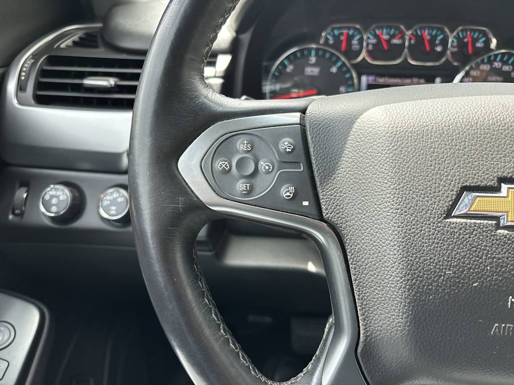 Thumbnail: 2015 Chevrolet Tahoe - 13