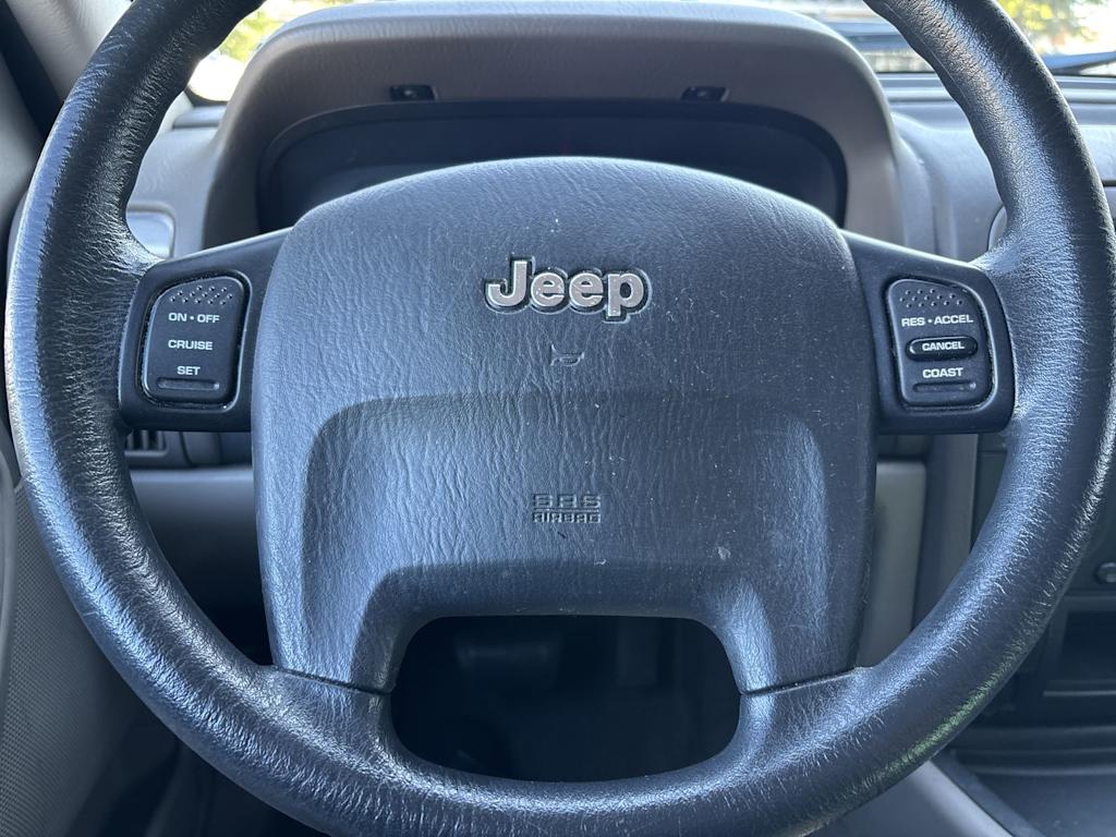 Thumbnail: 2003 Jeep Grand Cherokee - 12