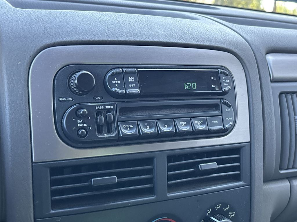 Thumbnail: 2003 Jeep Grand Cherokee - 5