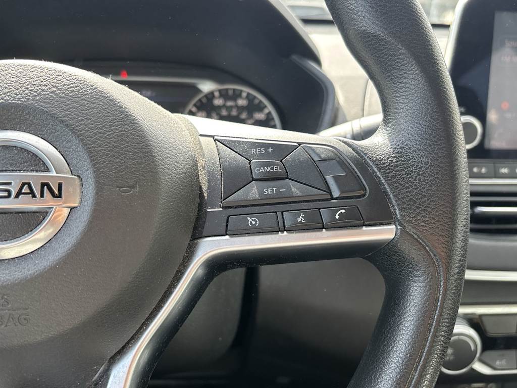 Thumbnail: 2020 Nissan Altima - 12