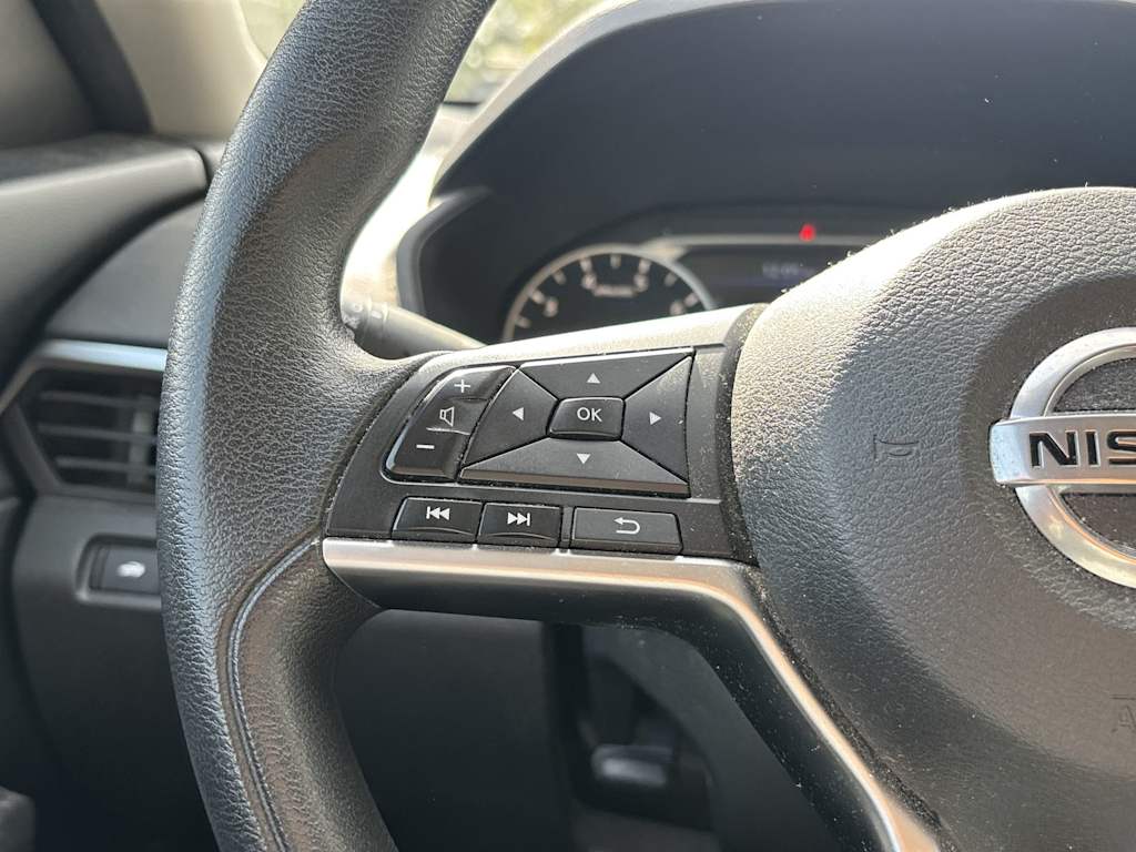 Thumbnail: 2020 Nissan Altima - 11