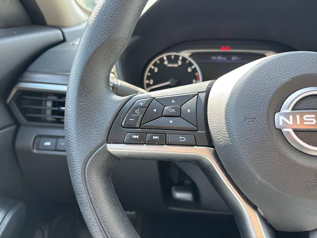 Thumbnail: 2025 Nissan Altima - 10