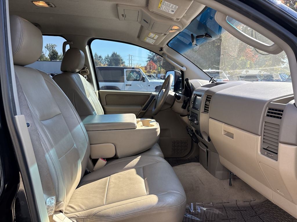 Thumbnail: 2009 Nissan Titan - 4