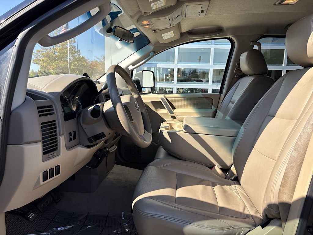 Thumbnail: 2009 Nissan Titan - 5