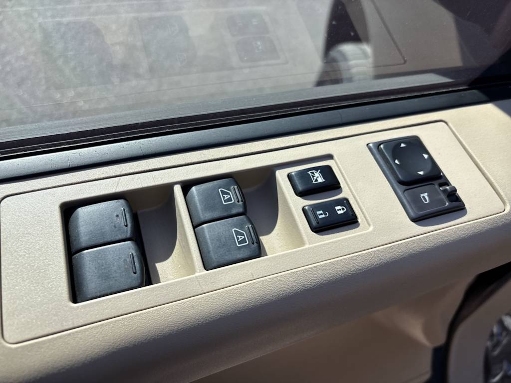 Thumbnail: 2009 Nissan Titan - 12