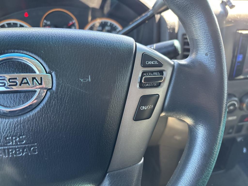 Thumbnail: 2015 Nissan Titan - 16