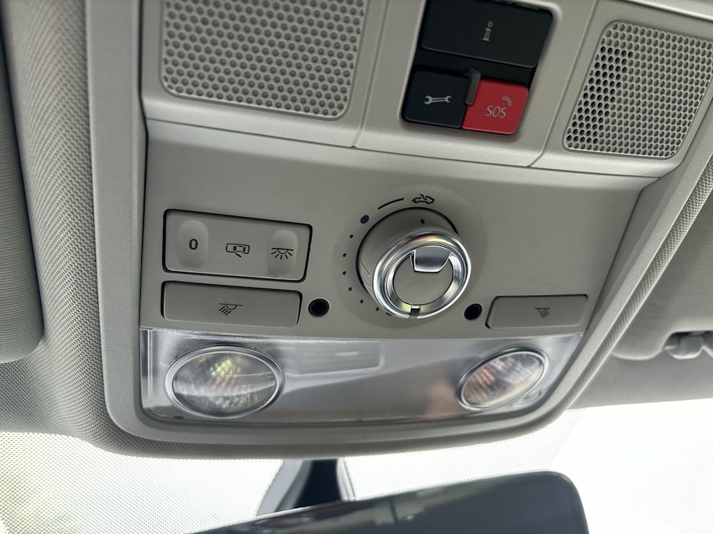 Thumbnail: 2018 Volkswagen Passat - 25