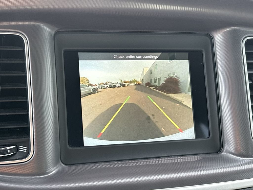 Thumbnail: 2022 Dodge Charger - 25