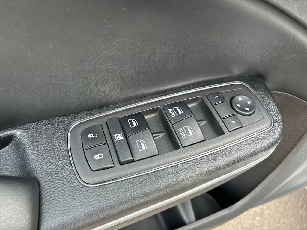 Thumbnail: 2022 Dodge Charger - 12