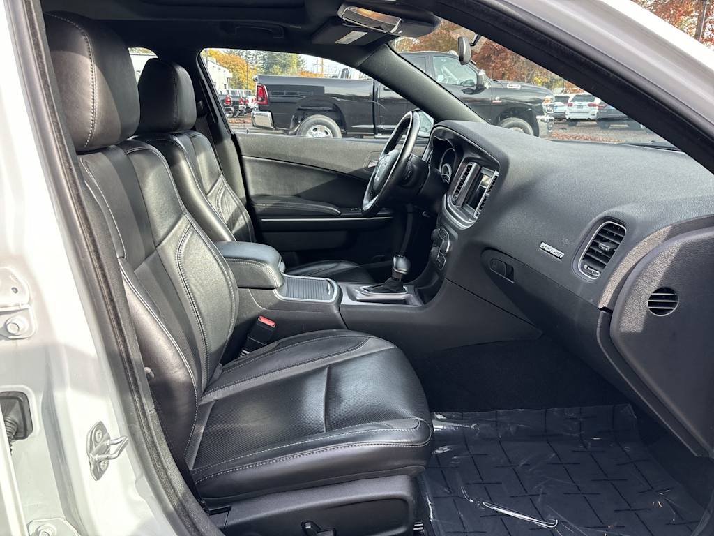 Thumbnail: 2022 Dodge Charger - 5