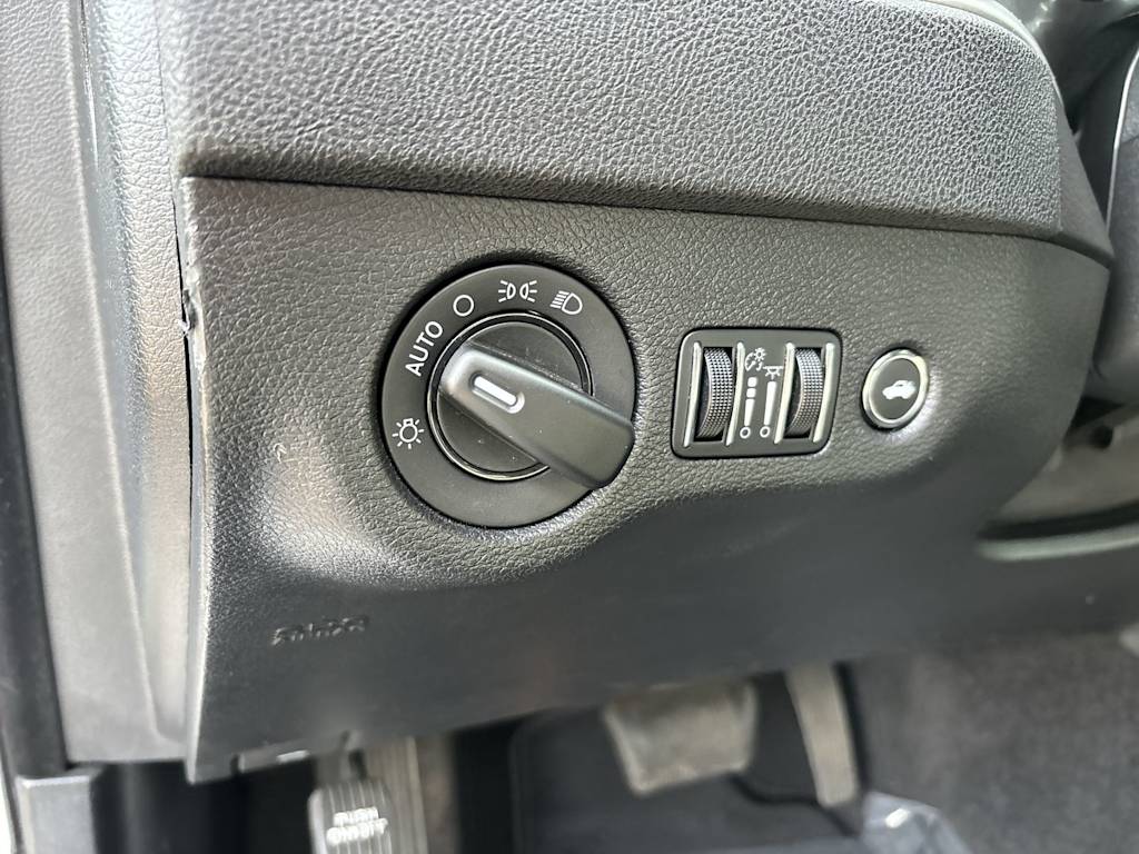 Thumbnail: 2022 Dodge Charger - 13