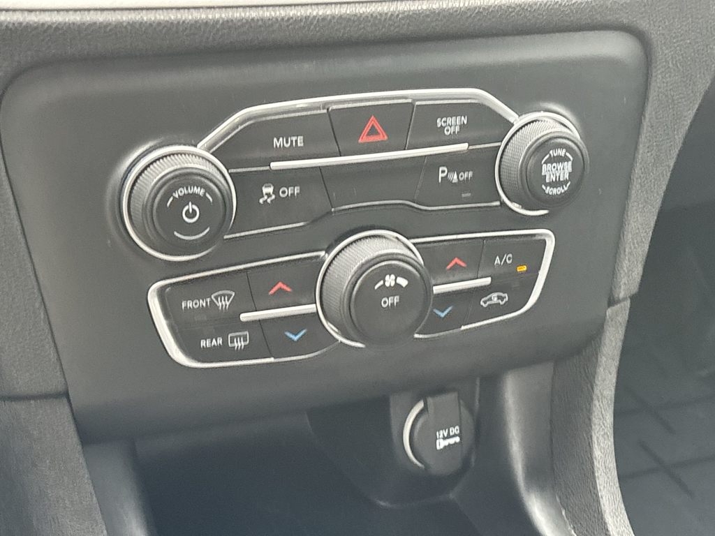 2021 Dodge Charger SXT 26