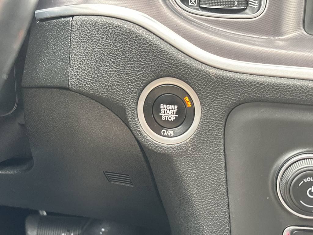 2021 Dodge Charger SXT 27