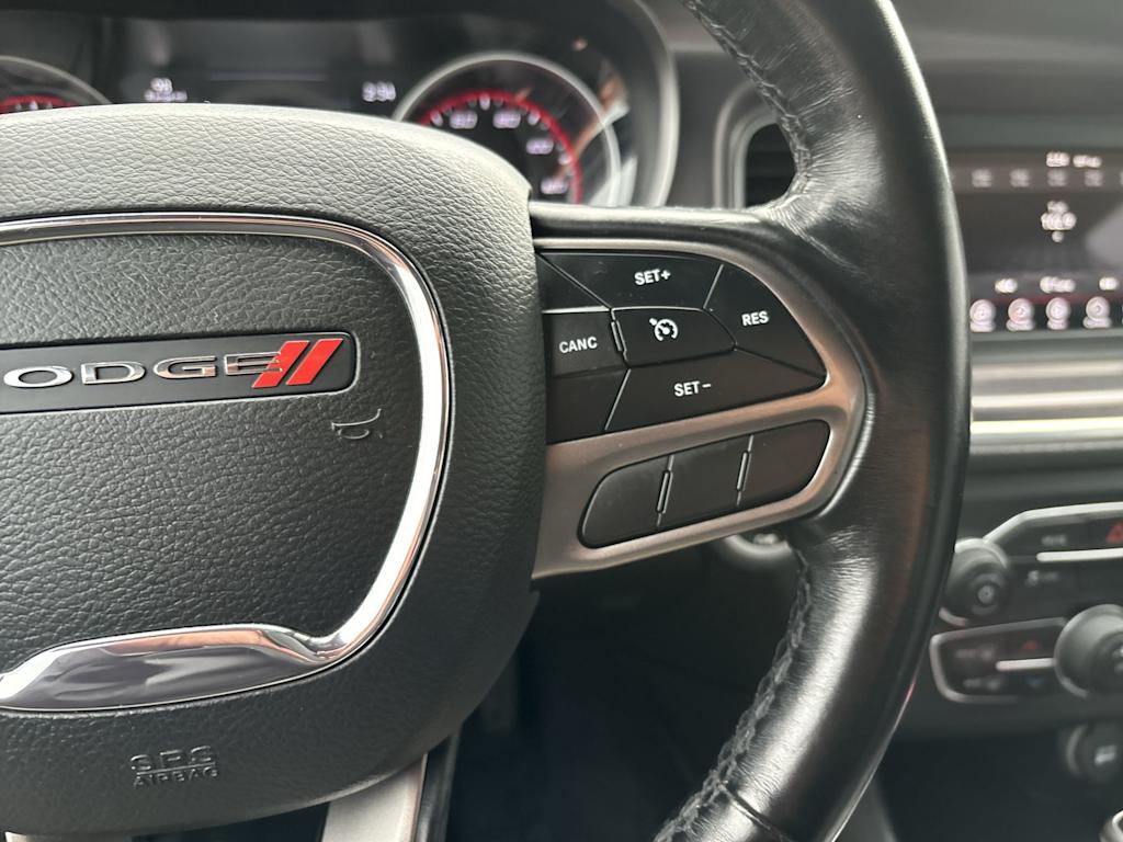 2021 Dodge Charger SXT 16
