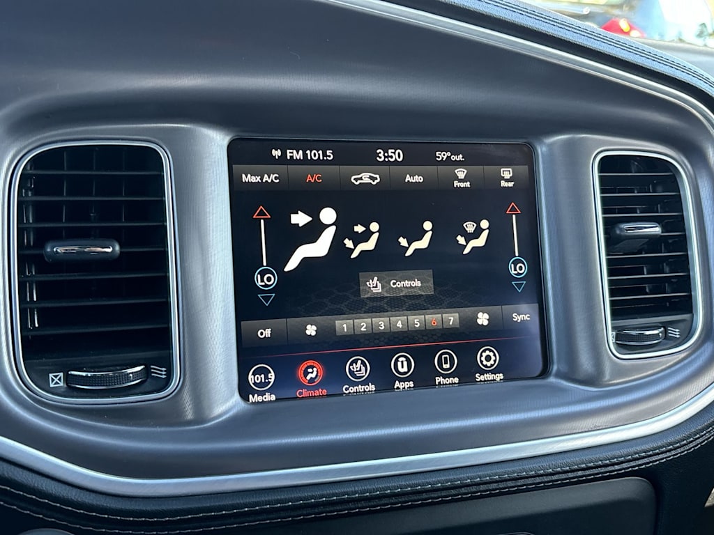 Thumbnail: 2022 Dodge Charger - 18