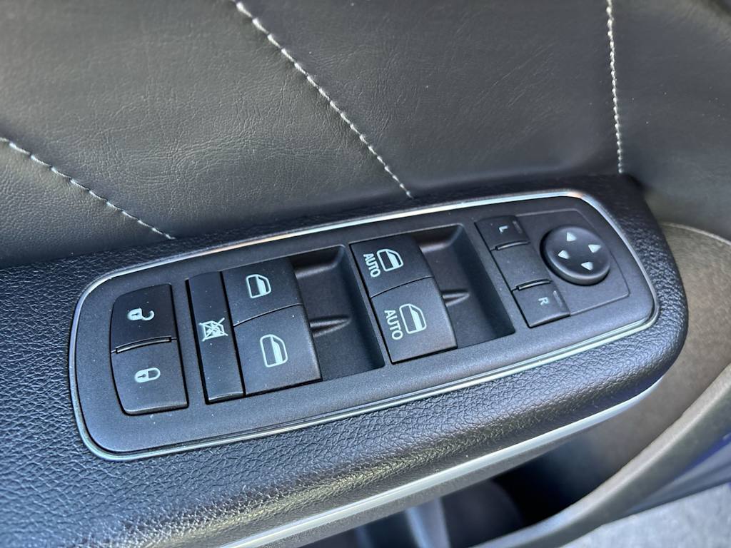 Thumbnail: 2022 Dodge Charger - 13