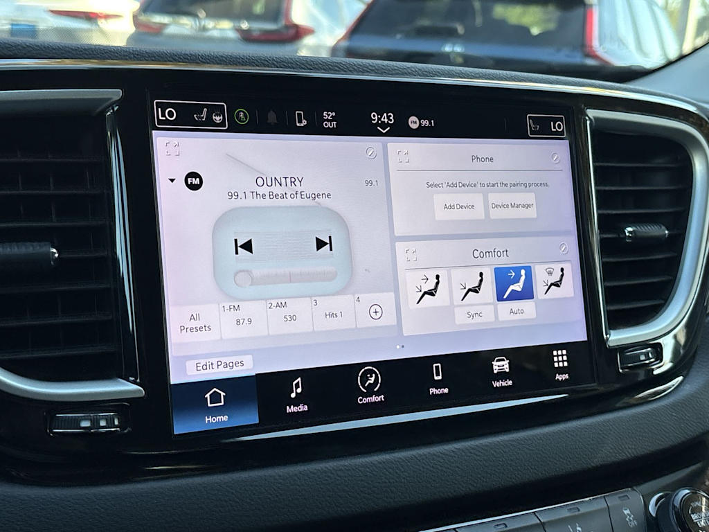 Thumbnail: 2023 Chrysler Pacifica - 8