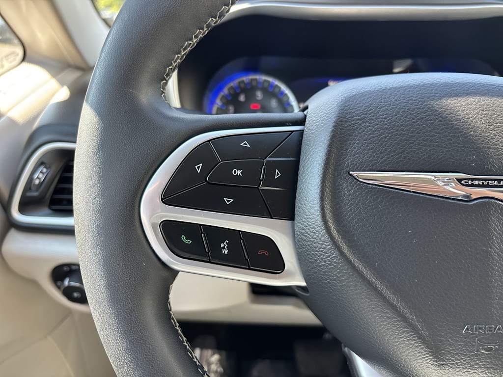 Thumbnail: 2024 Chrysler Pacifica - 14