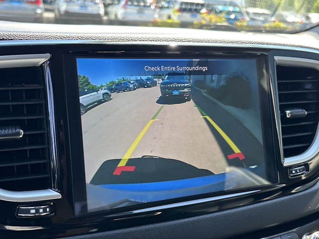 Thumbnail: 2024 Chrysler Pacifica - 20