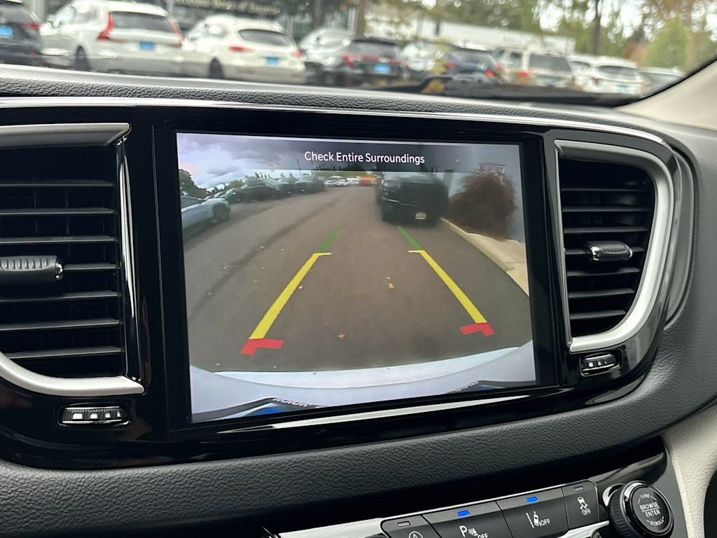 Thumbnail: 2023 Chrysler Pacifica - 23