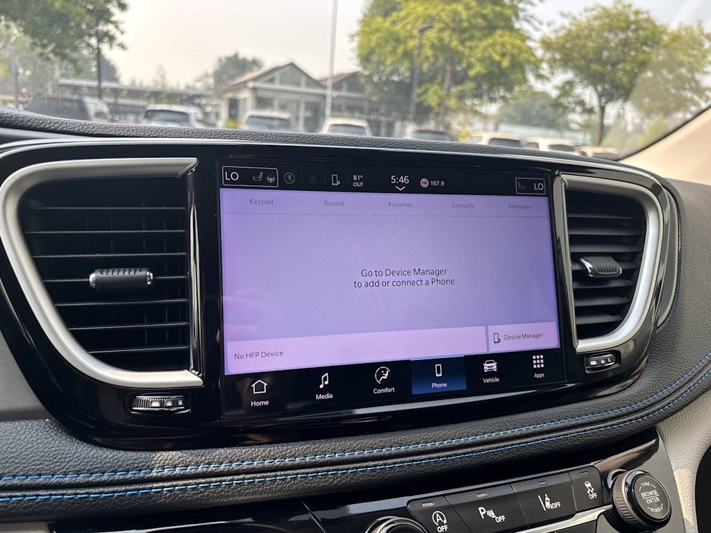 Thumbnail: 2021 Chrysler Pacifica - 21