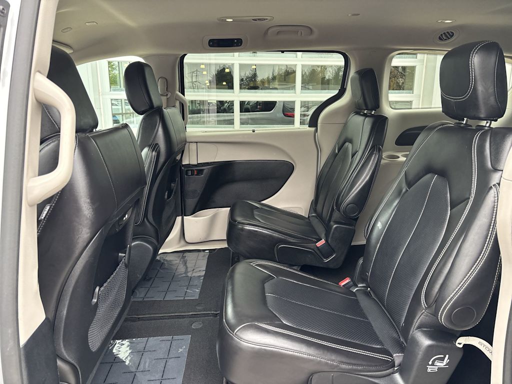 Thumbnail: 2024 Chrysler Pacifica - 12