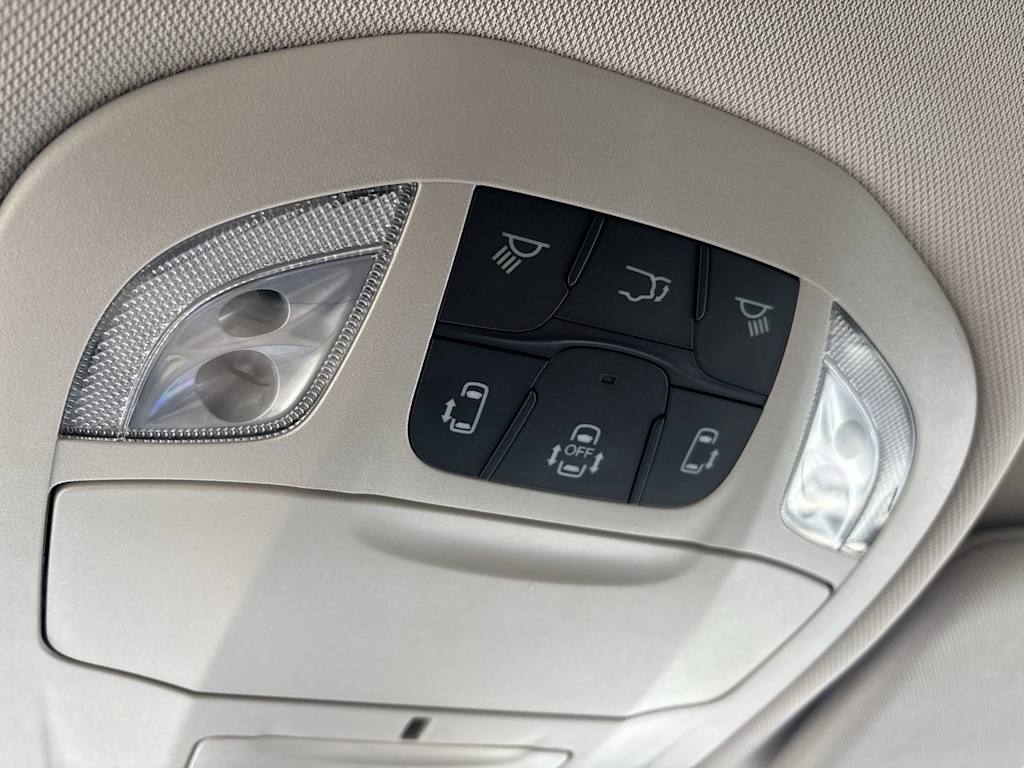 Thumbnail: 2024 Chrysler Pacifica - 22