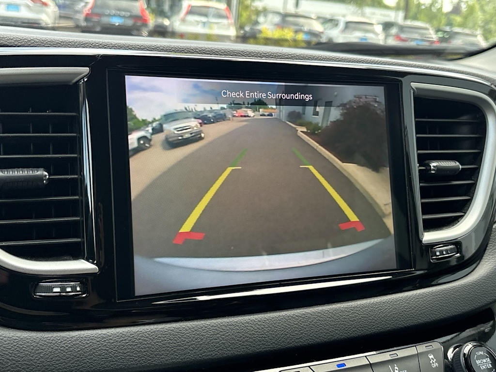 Thumbnail: 2024 Chrysler Pacifica - 18