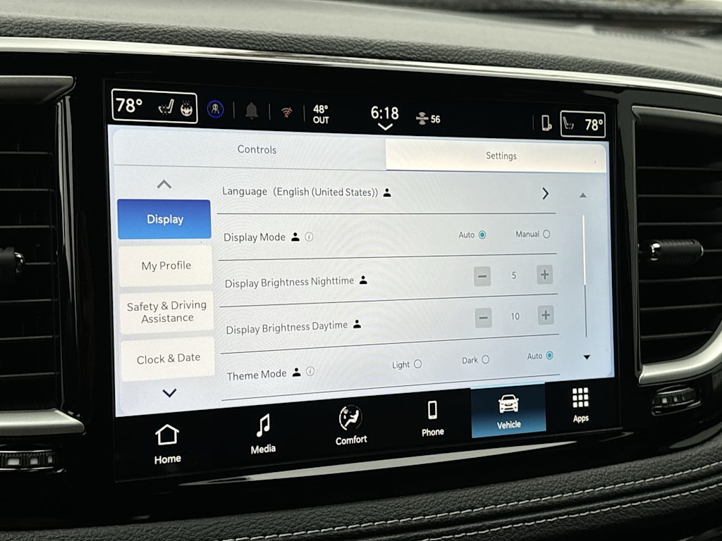 Thumbnail: 2026 Chrysler Pacifica - 21
