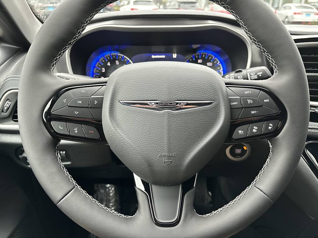 Thumbnail: 2026 Chrysler Pacifica - 2