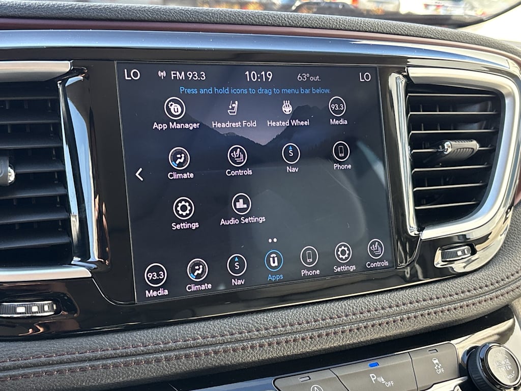Thumbnail: 2020 Chrysler Pacifica - 22