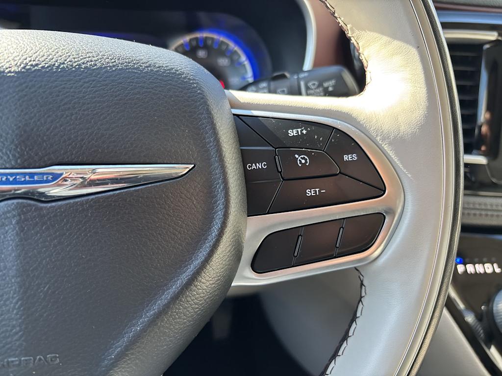 Thumbnail: 2020 Chrysler Pacifica - 17