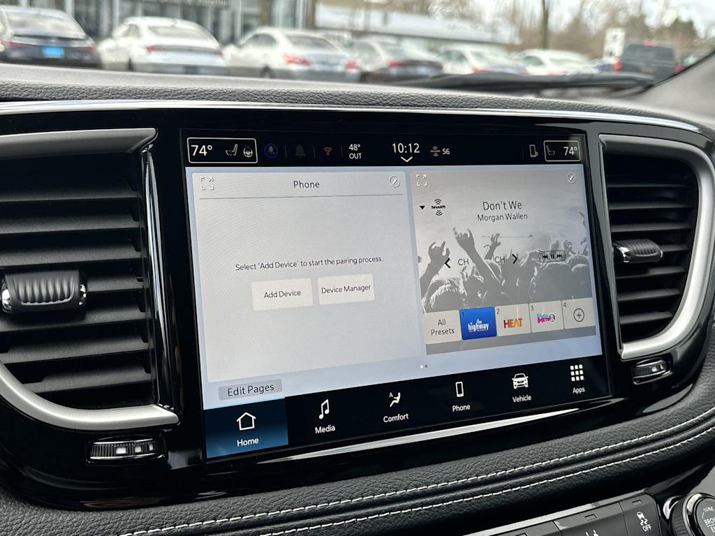 Thumbnail: 2026 Chrysler Pacifica - 9