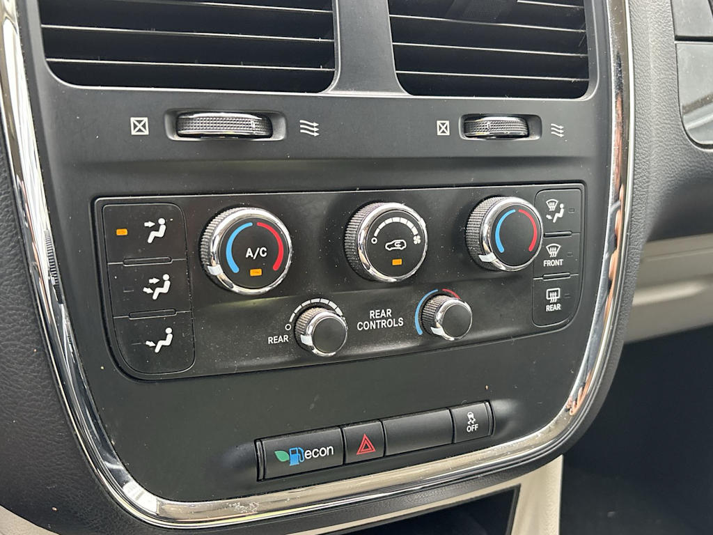 Thumbnail: 2014 Dodge Grand Caravan - 21