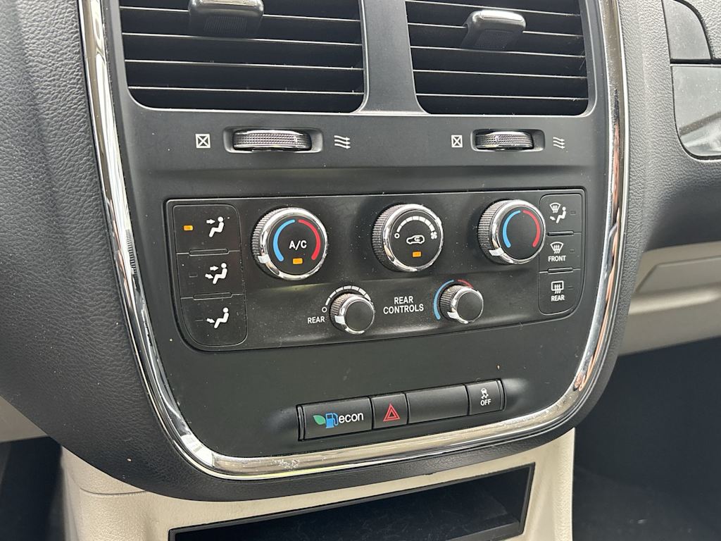 Thumbnail: 2014 Dodge Grand Caravan - 18