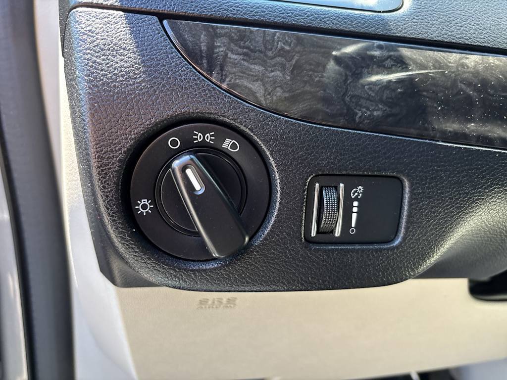 Thumbnail: 2014 Dodge Grand Caravan - 17