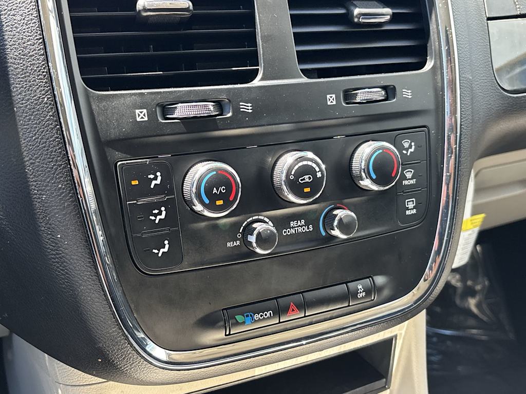 Thumbnail: 2014 Dodge Grand Caravan - 20