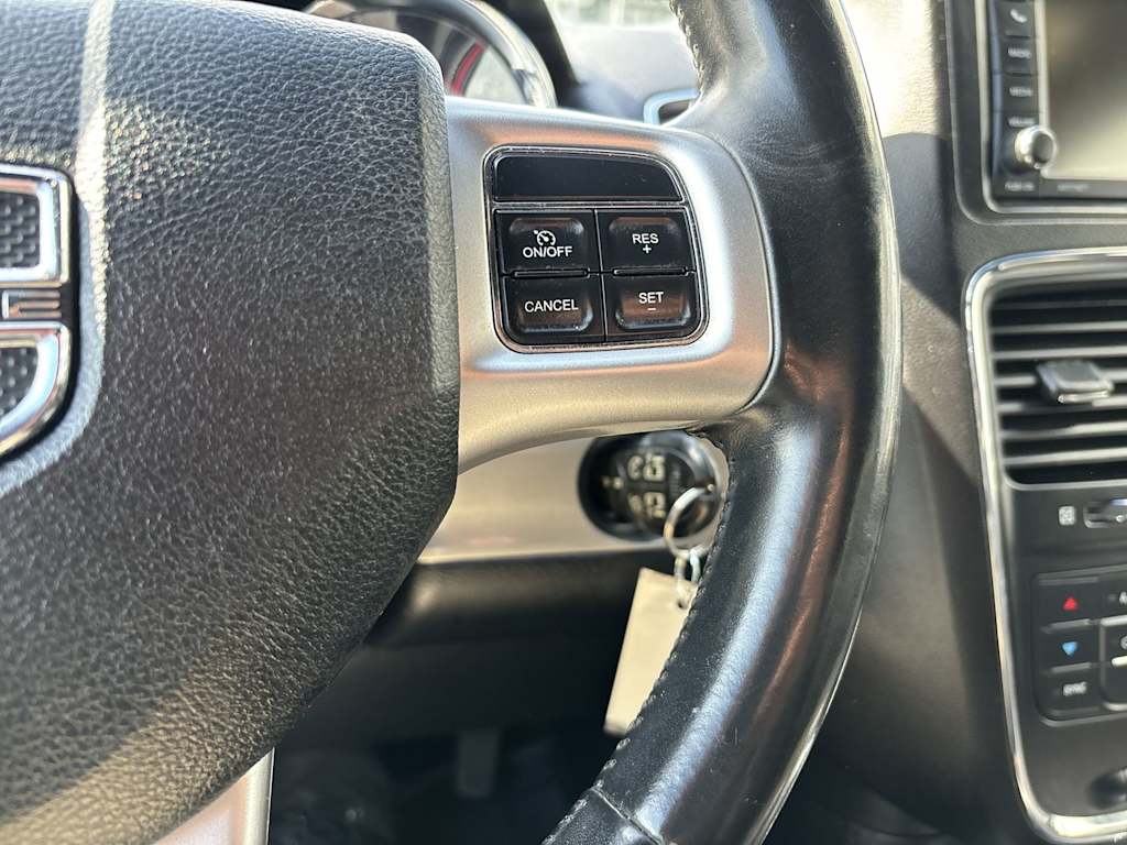2016 Dodge Grand Caravan R/T 22