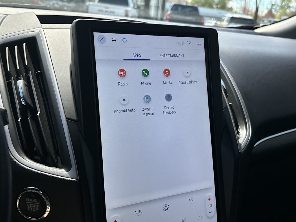 Thumbnail: 2022 Ford Edge - 18