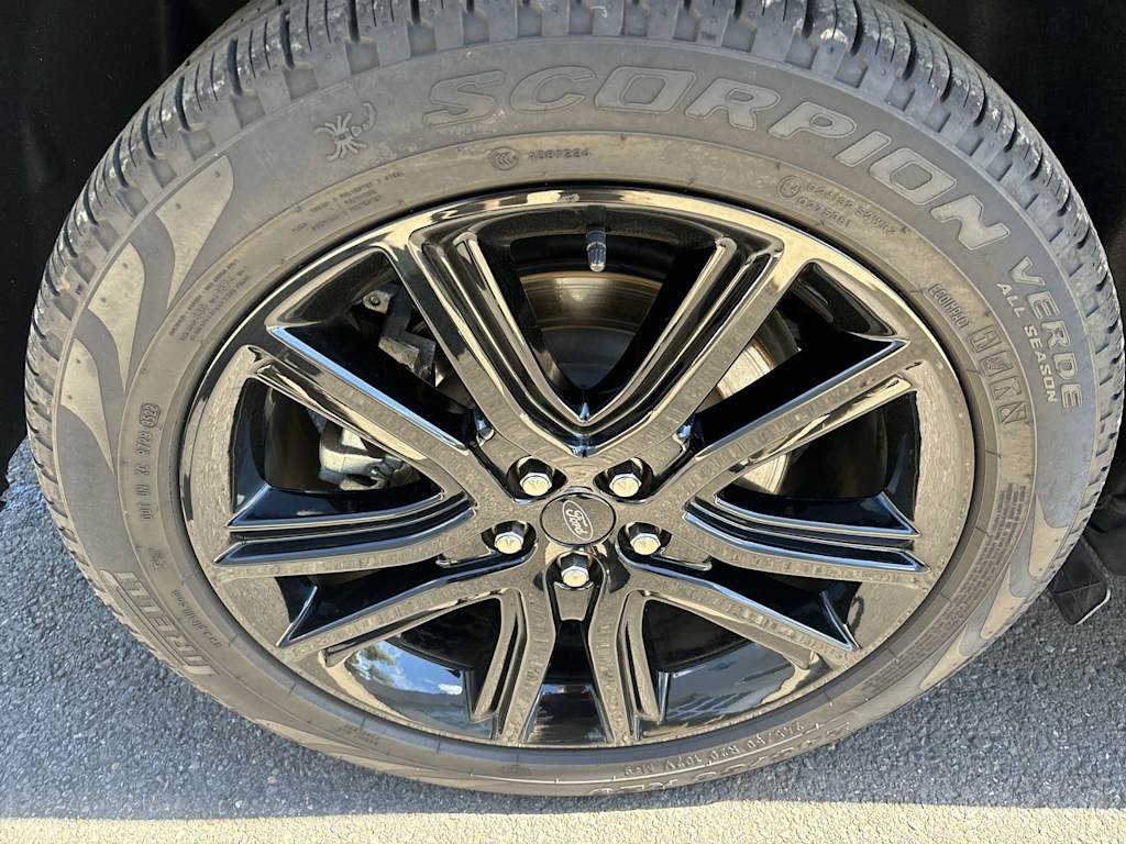 Thumbnail: 2022 Ford Edge - 4