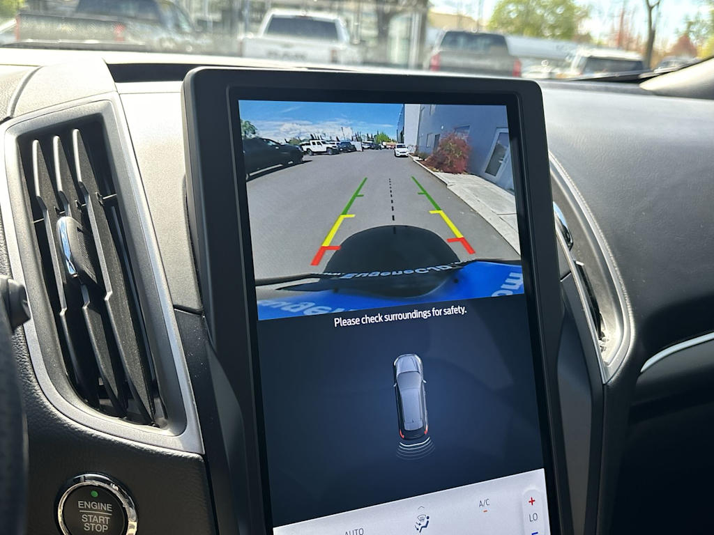 Thumbnail: 2022 Ford Edge - 23