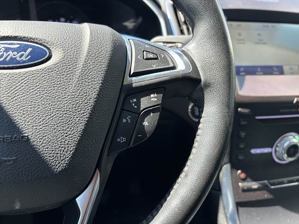 Thumbnail: 2019 Ford Edge - 12