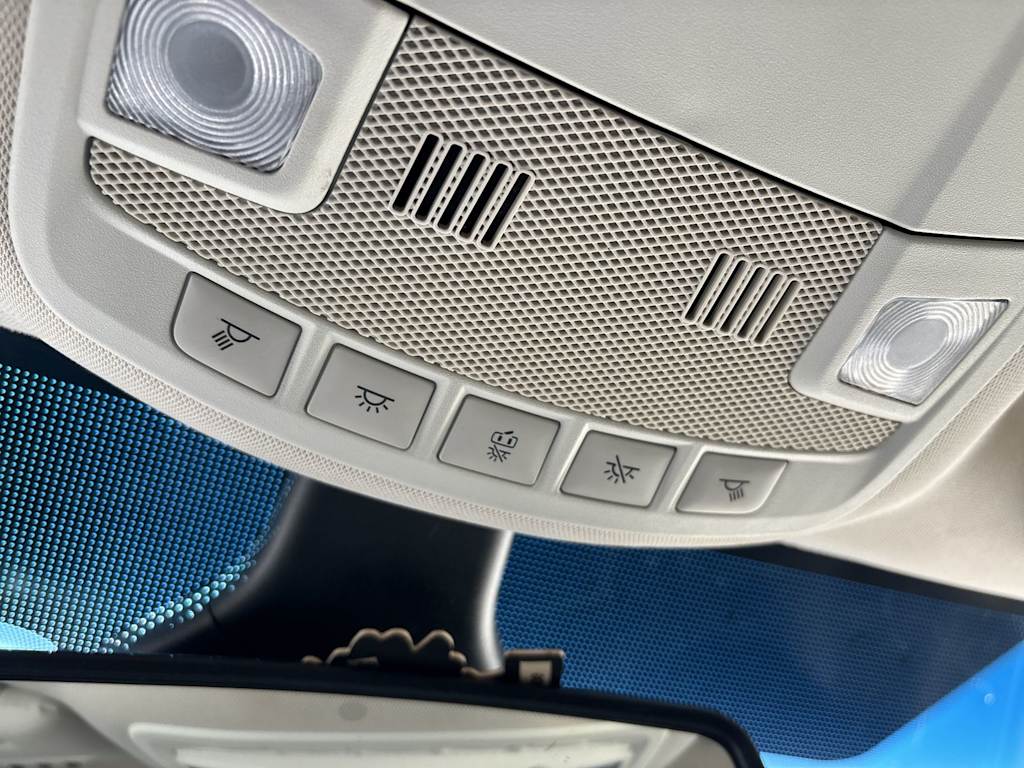 Thumbnail: 2019 Ford Edge - 6